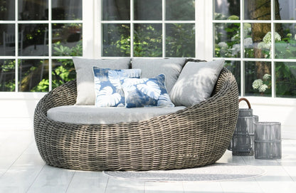 Łóżko dzienne ogrodowe Maje Grey 186x183x90cm Miloo Home