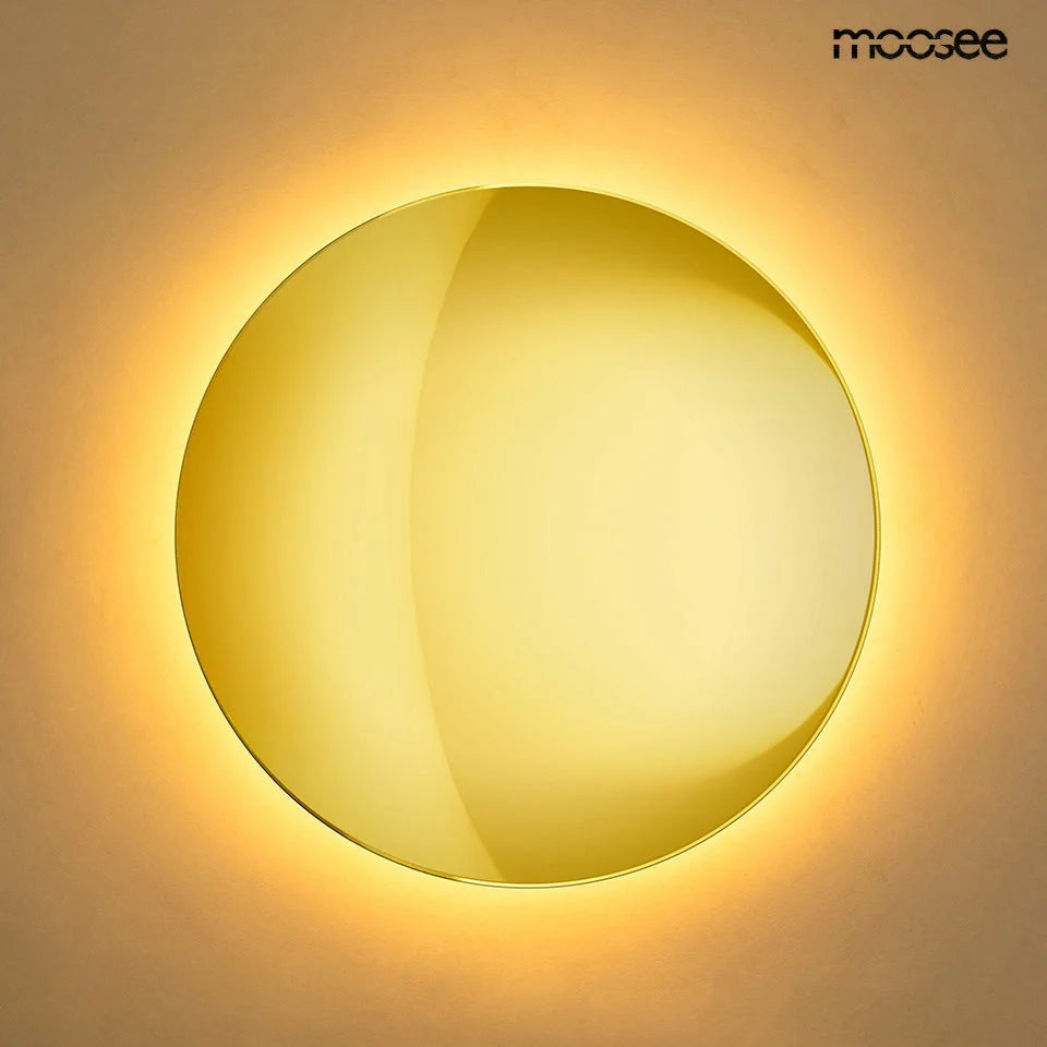 MOOSEE vägglampa SHADOW SUN 30 guld