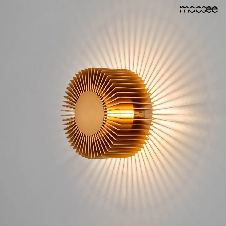 Vägglampa MOOSEE - SUNNY guld